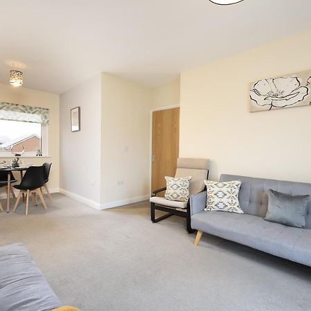 Inaras Place Aylesbury  Εξωτερικό φωτογραφία