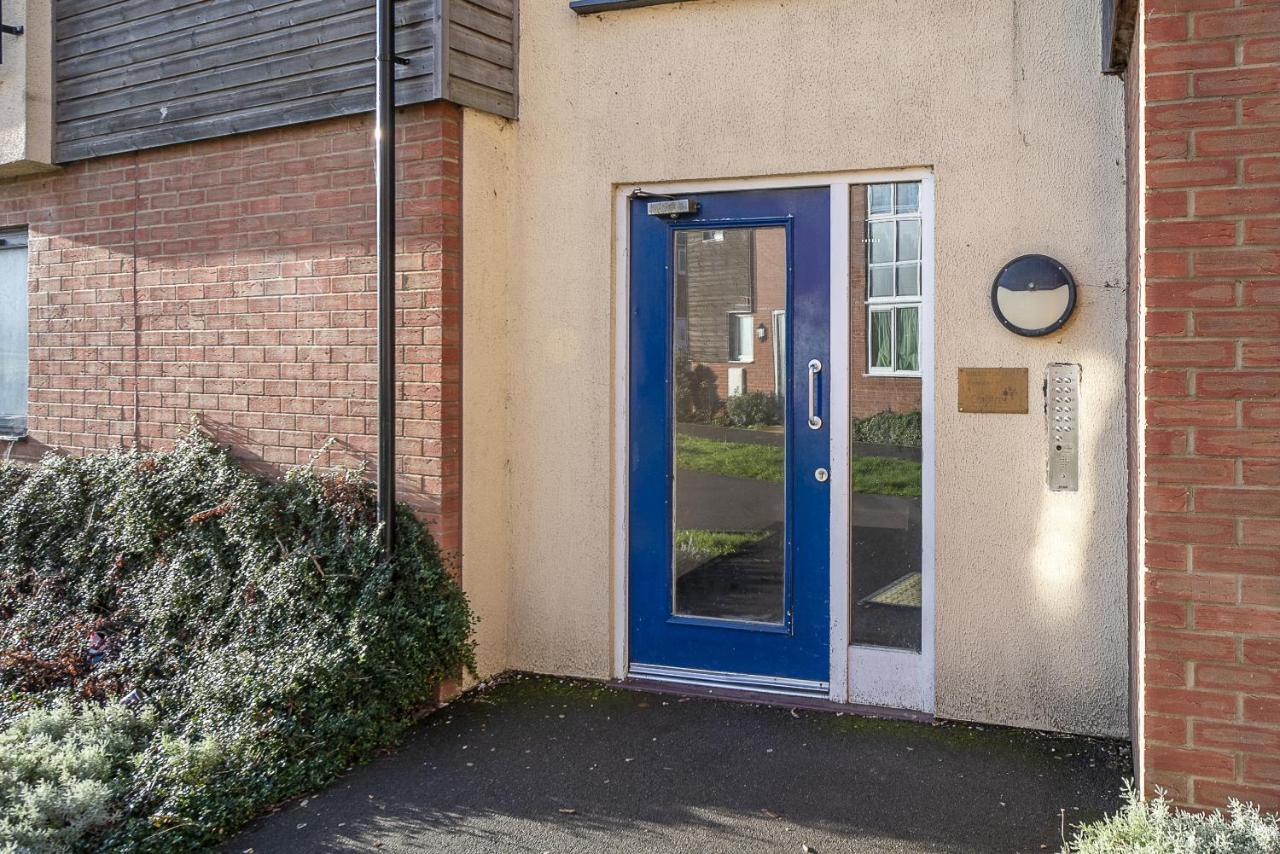 Inaras Place Aylesbury  Εξωτερικό φωτογραφία