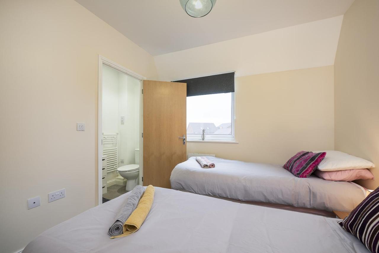 Inaras Place Aylesbury  Εξωτερικό φωτογραφία